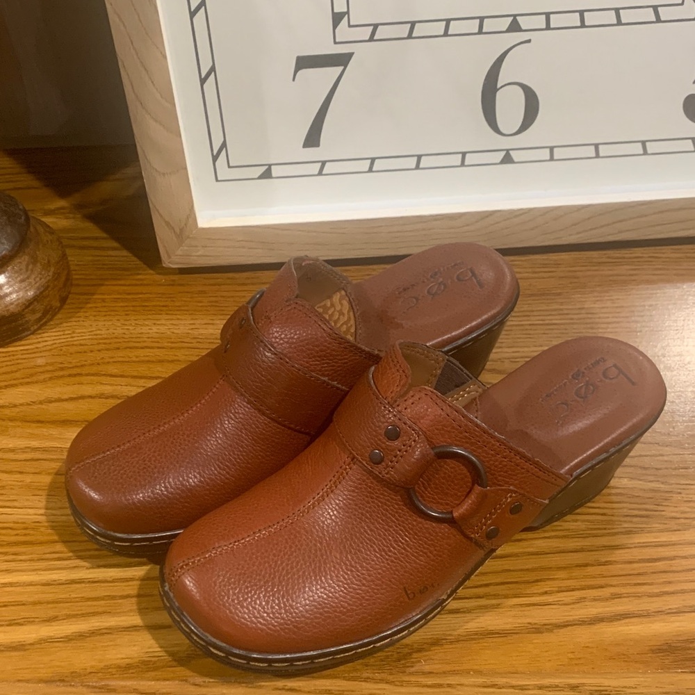 b.o.c. Chestnut Leather Mules